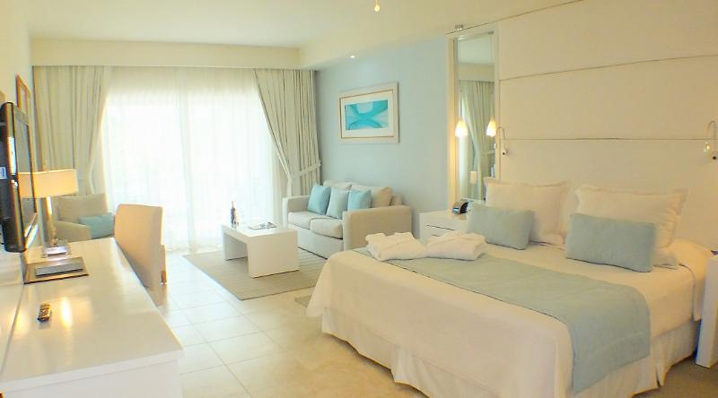 Ocean Blue And 4* Punta Cana